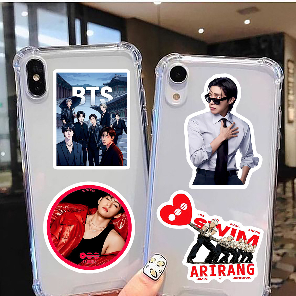 BTS K-POPボーイグループステッカー 50枚入り。防水 - Laptop Accessories Gifts のレビューと価格
